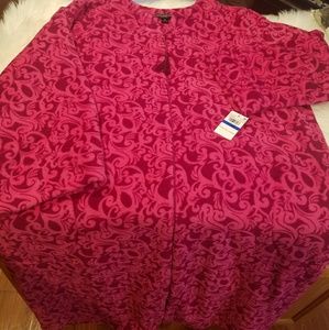 NWT Miss Elaine Robe